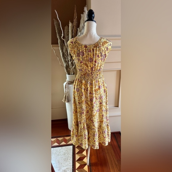 Old Navy Women's Dress - Picture 4 of 11